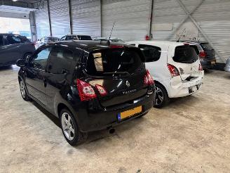 Renault Twingo 2 x Twingo van 2012    1.2 16v Collection  airco NAP picture 3