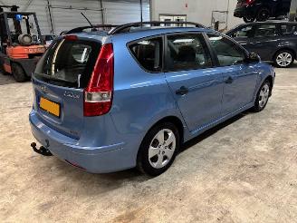 Hyundai I-30 1.4i I-drive Cool picture 2