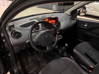 Renault Twingo 1.2 16v Dynamique clima Nap picture 11
