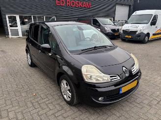 Unfallwagen Renault Grand-modus 1.2 TCE Dynamique 2008/4