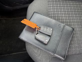 Volkswagen Polo 1.0 5-drs airco picture 12