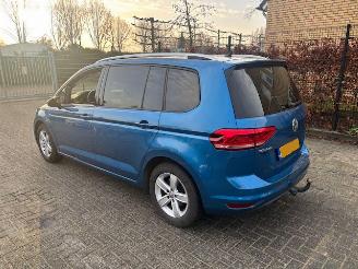 Volkswagen Touran 1.5 TSI Comfort 150pk NAP picture 4