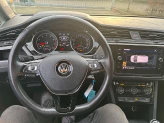 Volkswagen Touran 1.5 TSI Comfort 150pk NAP picture 19