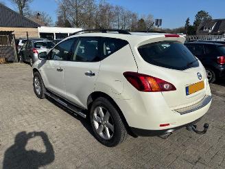 Damaged car Nissan Murano 3.5 v6 automaat 4x4  256pk 2010/11