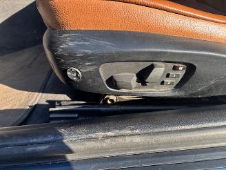 BMW 3-serie 325i High Executive automaat picture 17