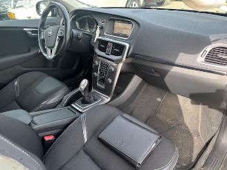 Volvo V-40 1.6 T3 Momentum  150pk  Nap picture 9