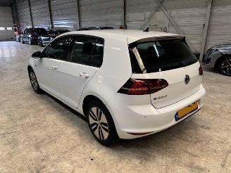 skadebil auto Volkswagen Golf e-Golf 2017/8