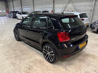 Coche accidentado Volkswagen Polo 1.4 TDI 5-drs airco 2015/11