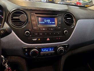 Hyundai I-10 1.0 Comfort Plus Clima picture 14