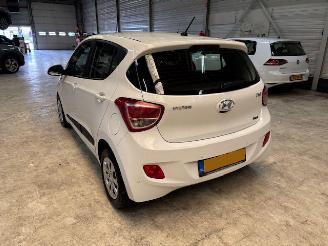 Hyundai I-10 1.0 Comfort Plus Clima picture 2