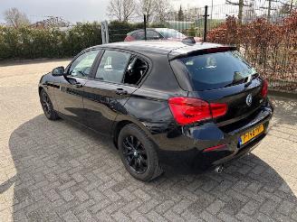 Coche accidentado BMW 1-serie 118I  5-drs automaat 2018/9