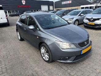 Coche accidentado Seat Ibiza 1.2 TSI Chill Out clima Nap 2013/11
