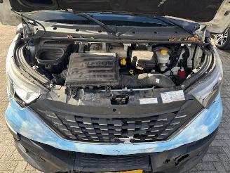 Iveco Daily 2.3 L2H3 Automaat  NAP picture 8