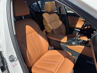 BMW 5-serie 530e iPerformance High Exect.automaat picture 13