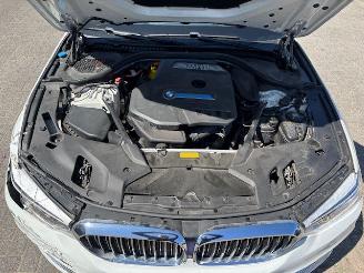 BMW 5-serie 530e iPerformance High Exect.automaat picture 10