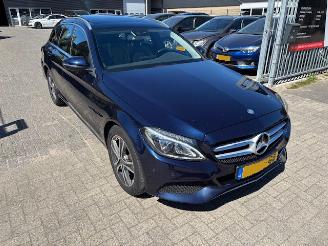 uszkodzony samochody osobowe Mercedes C-klasse 220 CDI  Prestige Auto Pano 2017/3