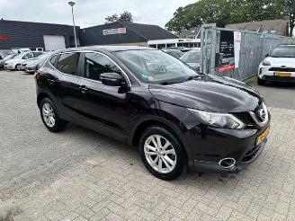 Nissan Qashqai 1.2 Connect Edition picture 2