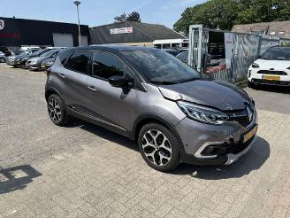 Renault Captur 1.2 TCe Intens  Automaat  (21.316 NAP) picture 2