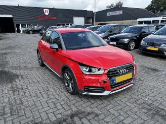 Unfallwagen Audi A1 1.0 TFSI Sportback Ultra Active 2017/12