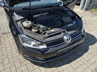Volkswagen Golf 1.6 TDI DSG Lounge picture 13
