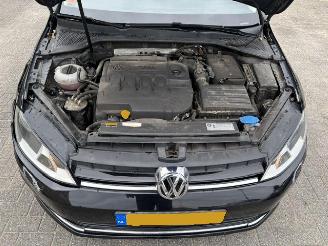 Volkswagen Golf 1.6 TDI  Allstar picture 8