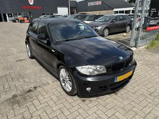 Schadeauto BMW 1-serie 118i 5-drs M-Sport NAP 2010/4
