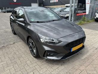 Vaurioauto  passenger cars Ford Focus 1.0 EcoB.ST-Line NAP 2018/11