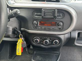 Renault Twingo 1.0 SCe Automaat Limited picture 11