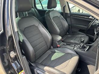 Volkswagen Golf 1.2 TSI 5-drs Highline picture 15