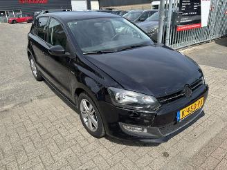 skadebil auto Volkswagen Polo 1.2 Life Highline 5-drs clima 2014/4