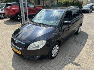 Skoda Fabia 1.6 16v Clima NAP picture 7