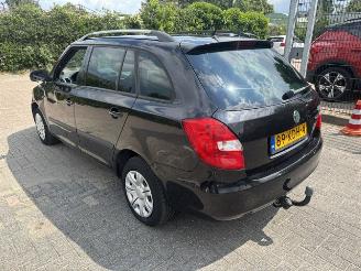 Skoda Fabia 1.6 16v Clima NAP picture 5