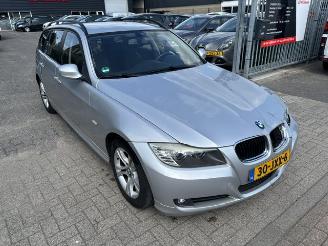 skadebil auto BMW 3-serie 318i Business  Clima NAP 2009/9