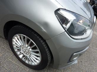 Volkswagen Up! 1.0 HIGH UP! BLUEM. picture 5