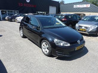 krockskadad bil auto Volkswagen Golf 1.2 TSI DSG CLIMAT 2013/3