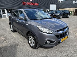 Vaurioauto  passenger cars Hyundai Ix35 1.6i GDI Dynamic NAP 2011/10