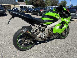 Kawasaki Ninja ZX - 9R Ninja ZX-9R picture 3