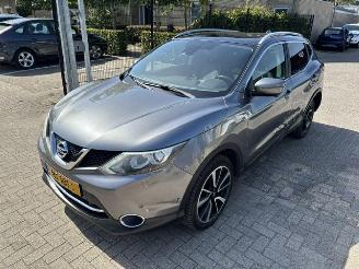 Nissan Qashqai 1.6 Tekna Pano NAP picture 7