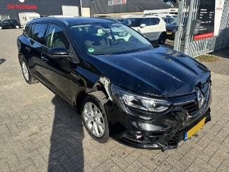 damaged passenger cars Renault Mégane 1.3 TCe Limited Clima Navi 2020/7