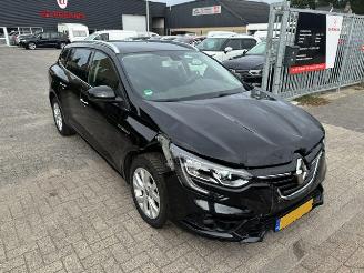 krockskadad bil auto Renault Mégane 1.3 TCe Limited Clima Navi 2020/7