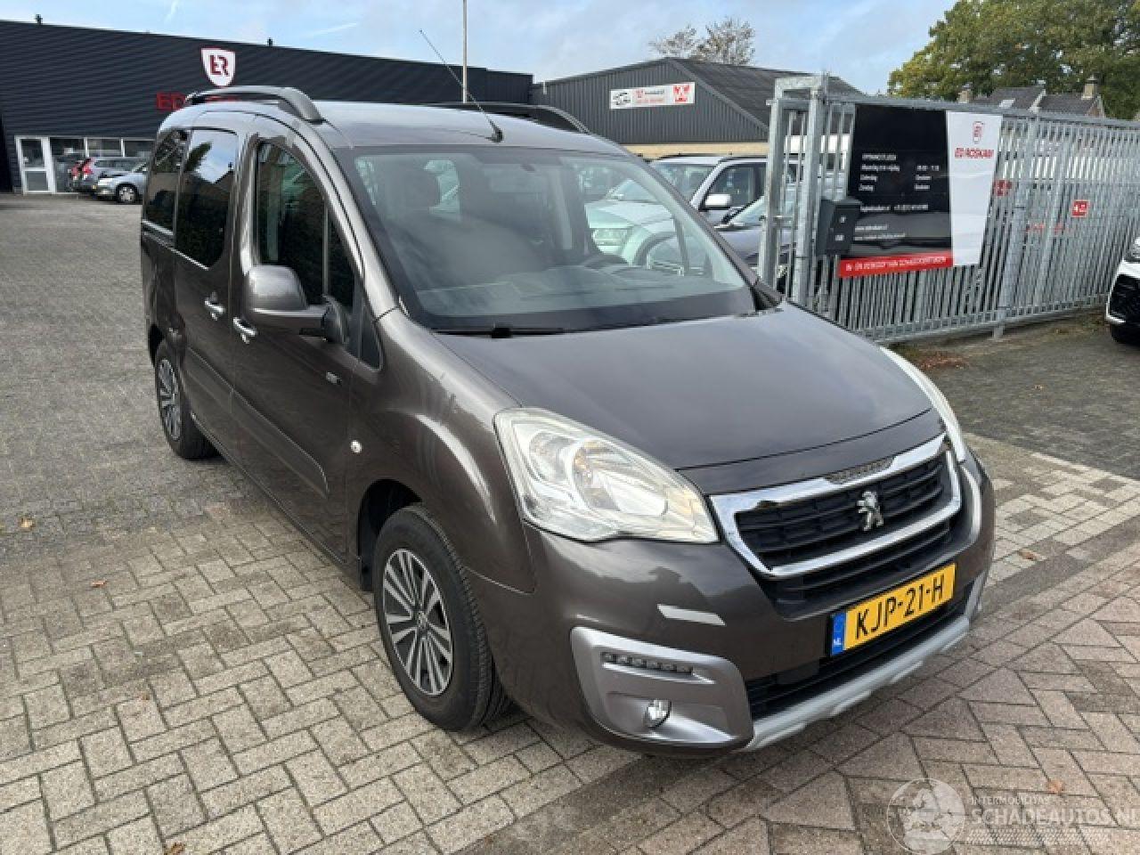 Peugeot Partner Tepee 1.2 PureTech Active