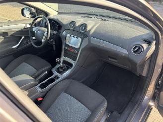 Ford Mondeo 1.6 TDCI Titanium picture 10