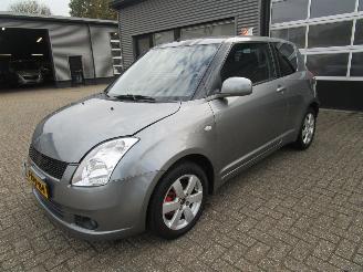 skadebil auto Suzuki Swift 1.3 Comfort 2010/3