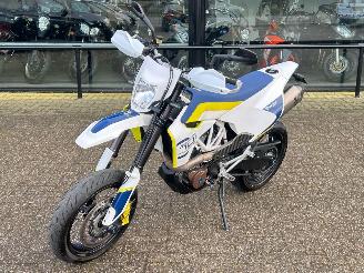 Vaurioauto  motor cycles Husqvarna  SM 701 ABS Akrapovic 2016/11