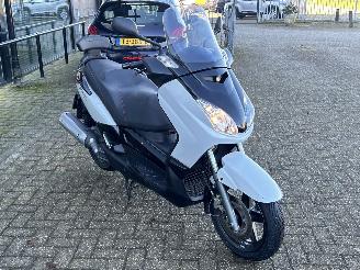 Yamaha XMAX 125  picture 7