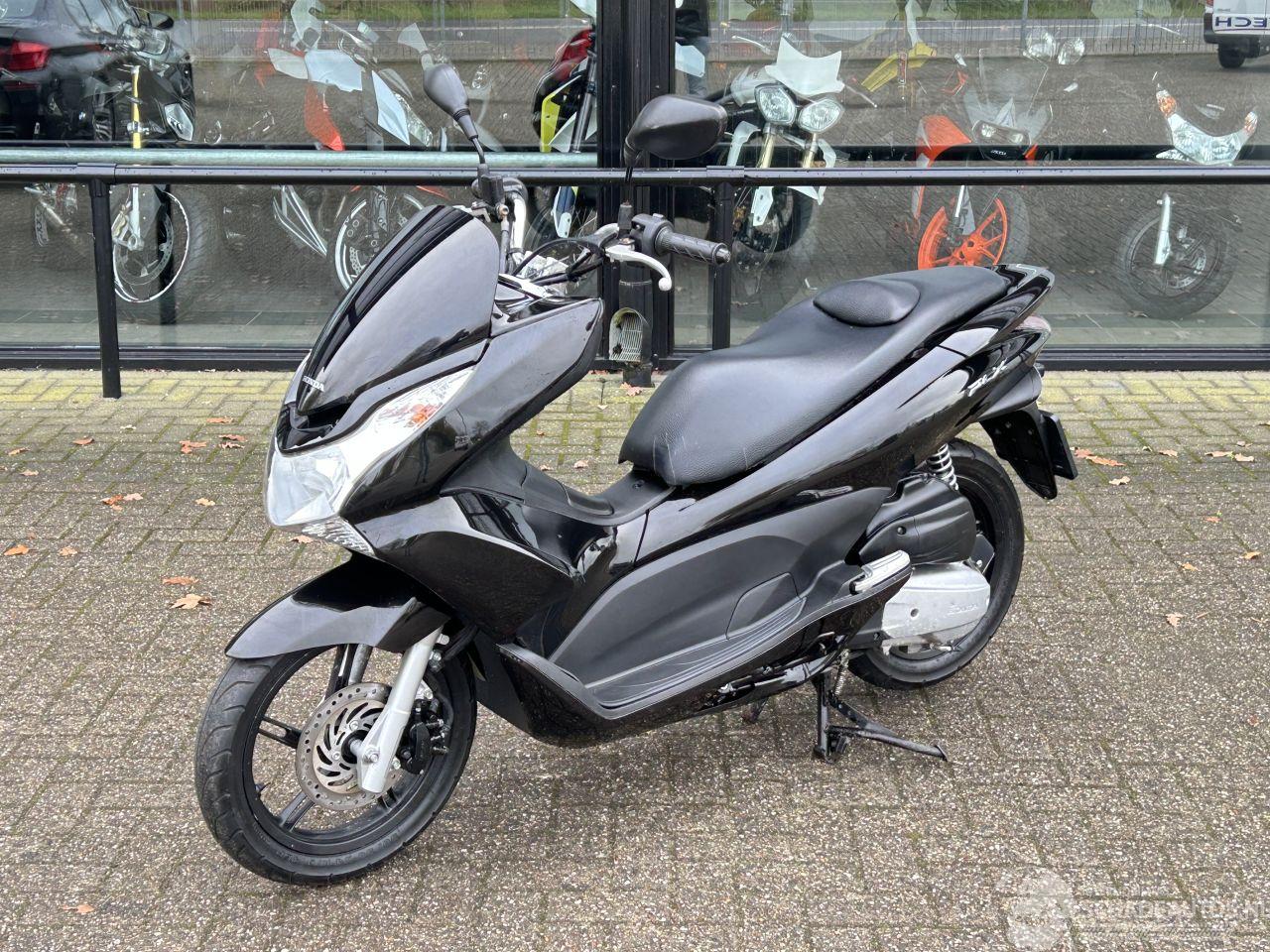 Honda PCX 125 