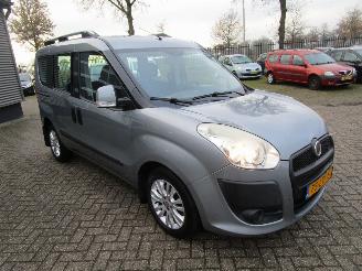 Fiat Doblo 2.0 Multijet Emotion picture 7