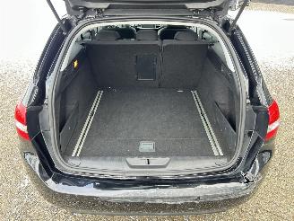 Peugeot 308 SW 1.2 PureTech Blue Lease Premium picture 13