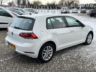 Volkswagen Golf 1.6 TDI Comfortline BTW picture 5