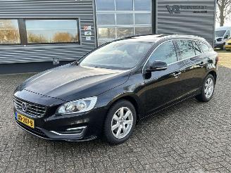 Avarii autoturisme Volvo V-60 2.0 T5 Kinetic 245PK Automaat 2016/7